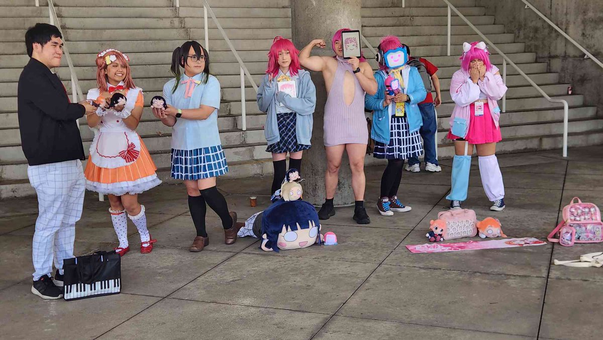 chillyarmads's tweet photo. Only went for one day but AX was a lotta fun! It was great seeing so many Love Live fans gathered in a single place lol https://t.co/Uxo6TPGyBr