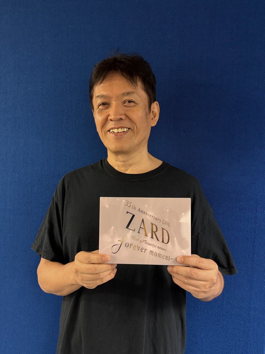 BirdmanShimada's tweet photo. ZARD 35周年記念ライブ
『ZARD 35th Anniversary LIVE
"What a beautiful memory ~forever moment~" 』
LIVE Blu-ray &amp; DVD

フラゲ日ですよ〜✨
よろしくお願いします🥰

#ZARD
#坂井泉水
#島田勝弘
#BIRDMANMASTERING https://t.co/1TFK8j99aJ