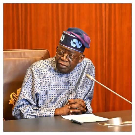 HonestNarrativ's tweet photo. BREAKING NEWS : No More Weak Leadership. It’s Time for Nigeria to WIN! Nigeria Must Have an Honest Election—No Excuses! Let the People Speak. Let Nigeria WIN Again! A Great Nation Deserves Great Leadership - President Trump 

Nigeria deserves a FREE and FAIR election. The people are hardworking, incredible people—they deserve leadership that puts Nigeria FIRST. 

Many people are saying the last election was deeply questionable. This time, the will of the people must be respected. 

Nigeria needs strong, capable leadership, not weak leadership. Let the people decide. Make Nigeria Great Again!