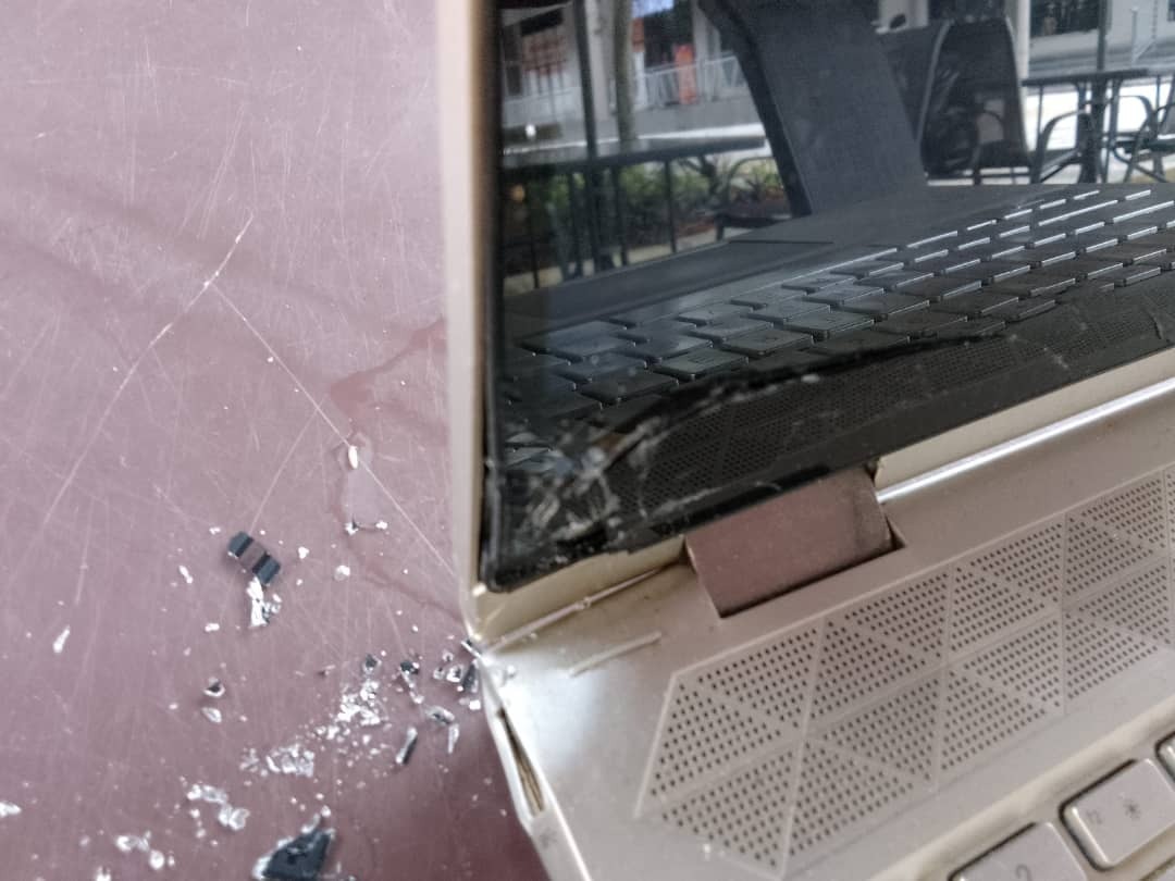 nikzafri's tweet photo. https://t.co/7LyFQjtrLb

A sad day https://t.co/ZzBrfvQvVp