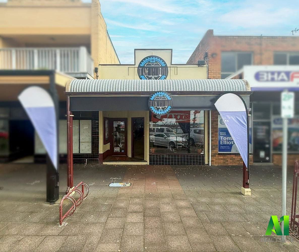 A1realestatesol's tweet photo. 🛍️FOR LEASE - Prime Harbourfront Retail Space
📍49 Bentinck Street, Portland

+ Prime Bentinck Street location
+ Attractive views overlooking Portland Harbour
+ Ideal for café, takeaway, or general retail operators
+ Generous space
+ Kitchen / workshop facilities https://t.co/LiaiwxH5PM