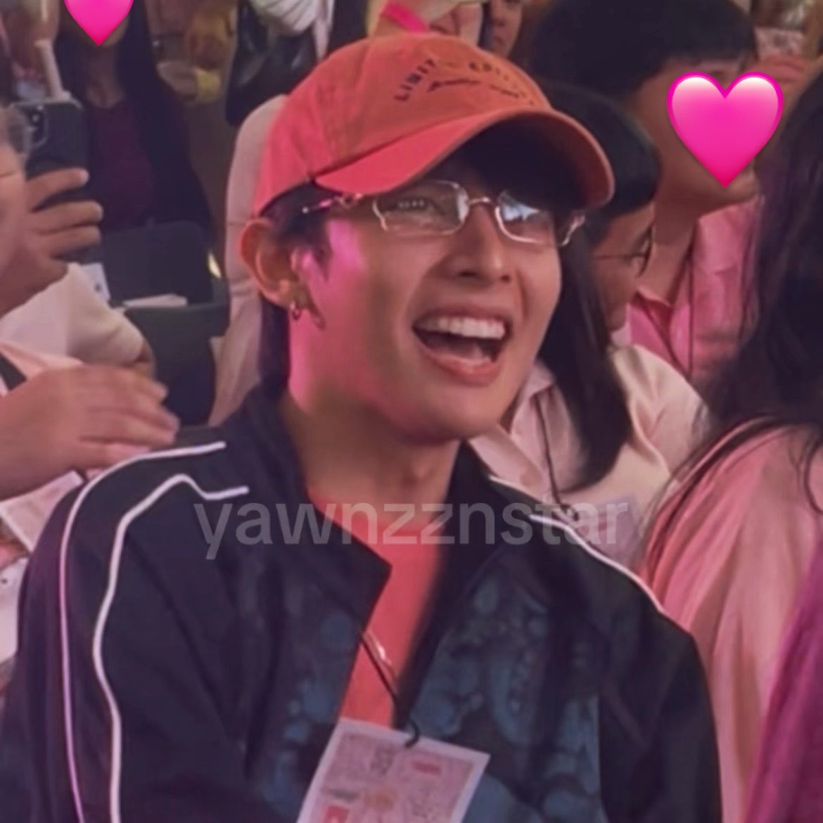 yawnzznstar's tweet photo. hbd to our very own anghel 👼

loved u instantly 'cause of ur calming aura and admire u even more thru all the stories I've heard how genuinely kind u r. wishing u more blessings in life !

love, your zushicorn 🪽

DAHON and Onlyjustin
@justintdedios #justin
#KaarawanNiSB19Justin https://t.co/fc3CQU2gvi