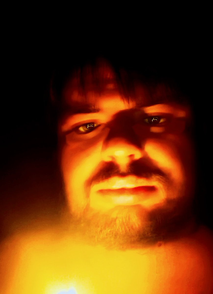 visionmandala's tweet photo. #selfportrait #fire #visualmedia #photography #fire https://t.co/MqVoGnOYLv