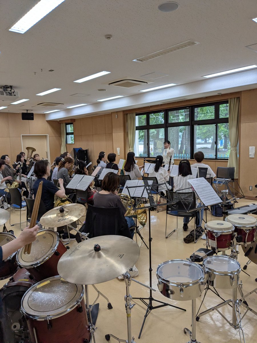 kaedenoko_'s tweet photo. 7/1の練習風景です♪

7.8月の訪問演奏にむけて

♪リトルマーメイドメドレー
♪おばけなんてないさ
♪アイスクリームのうた
♪となりのトトロ

などを練習しました

夏にむけて新しい演出も準備しています

楓の子マザーズバンドでは一緒に活動してくれるメンバーを募集中です。 https://t.co/8WwVUXLAhL