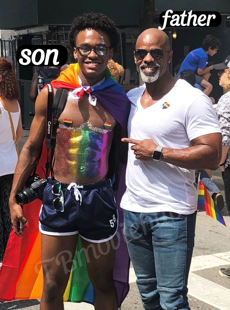 TBmoviehub's tweet photo. This is what real parental support looks like. 💯 Drop a ❤️ if you love to see it. https://t.co/cp3L5oOIp1