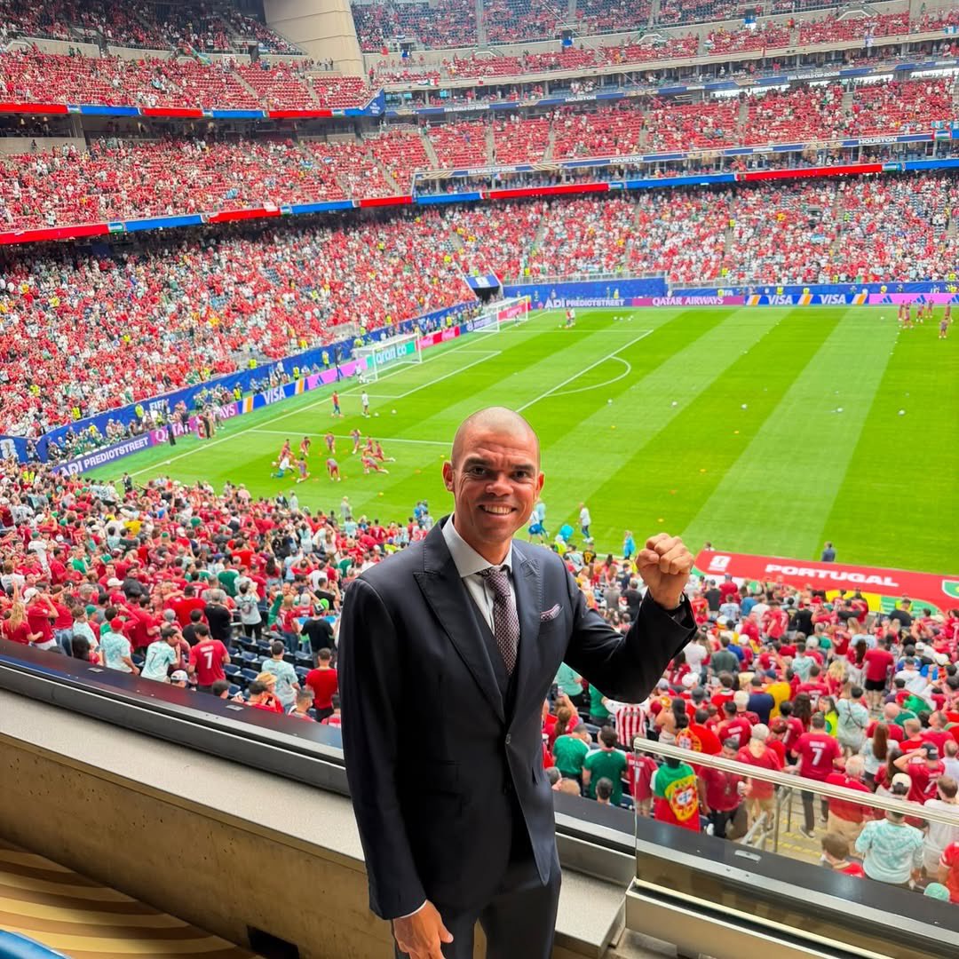 NoodleHairCR7 tweet picture