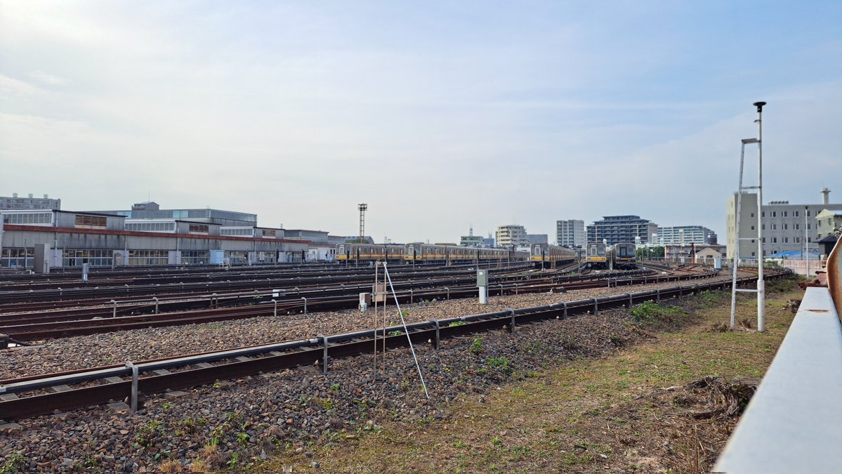 HigashiyamaTou's tweet photo. 2026.7.7(Tue)
16:30頃の藤が丘工場 #fujifac
#2 5174H(行先･記号表示器LED化)
#8 N1104H

#24 5167H
#25 5162H
#26 北 5160H
#26 南 5169H
#29 北 N1121H
#29 南 5151H
#34 南 5157H
#36 南 5163H
#37 南 N1118H https://t.co/NiDqjXqKAZ