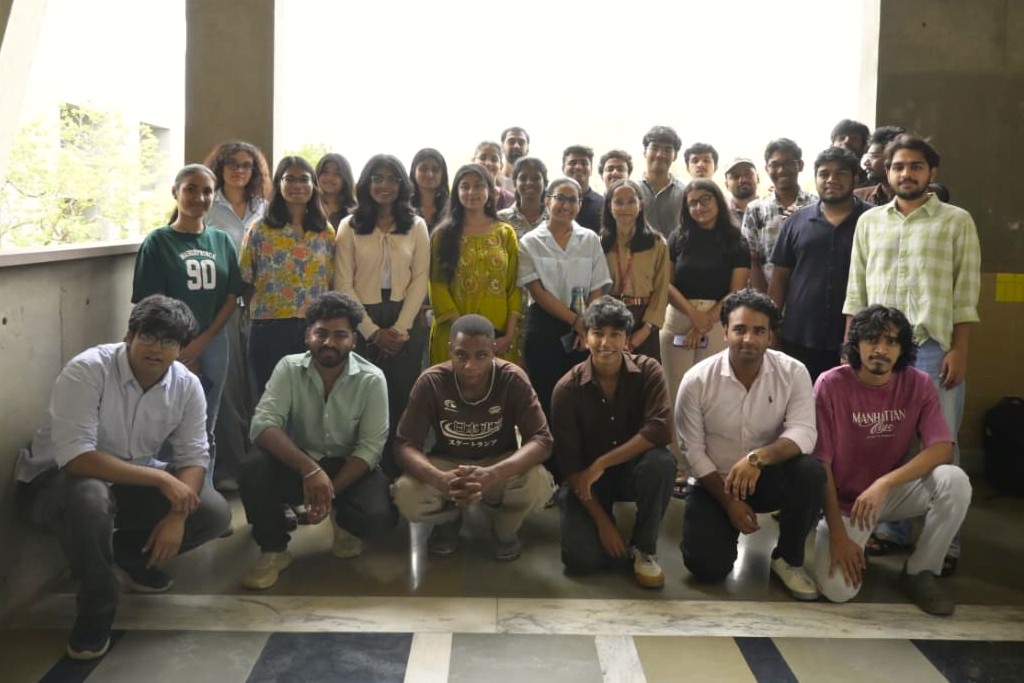 AhdUniv's tweet photo. To contribute to active, cutting-edge research while becoming part of a vibrant academic community, 40 undergraduate and graduate students from leading institutions across India came together as part of Ahmedabad University’s Summer Internship Programme.

The 2026 edition witnessed an overwhelming response, attracting over 580 applications from across the country. From this highly competitive pool, 40 students were selected to work on 30 interdisciplinary research projects under the mentorship of 23 faculty members across the University’s Schools. The diverse cohort represented premier institutions from India and abroad, reinforcing Ahmedabad University’s growing reputation as a destination for collaborative and high-impact research.

The research projects reflected the breadth and interdisciplinary nature of inquiry at Ahmedabad University. Spanning the natural sciences, engineering, management, public health, and the humanities, students engaged with pressing global and societal challenges. Their work explored themes ranging from artificial intelligence, sustainability, clean energy, healthcare, and environmental science to human behaviour, biodiversity, quantum computing, and cultural heritage, providing hands-on exposure to research that bridges fundamental discovery with real-world impact.

Know more about the Summer Internship Programme: https://t.co/4wFe5bg6Oh