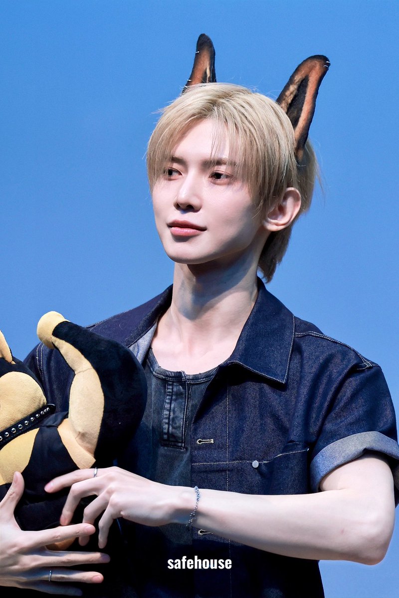 safehouse_3an's tweet photo. 260706
🐩

#ATEEZ #에이티즈
#YEOSANG #여상

Copyright © safehouse_3an All rights reserved.
Do not edit, crop, remove the logo, repost, or redistribute.
Unauthorized use will be reported and legal action will be taken. https://t.co/0rsxTIulE3