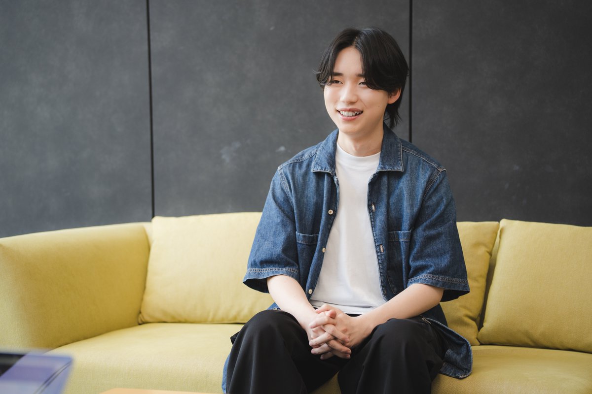 avex_pr's tweet photo. 🔥❖━━━━━━━━━━━━━━━━❖🔥
　　本日第2クールが放送・配信開始！
　TVアニメ『鎧真伝サムライトルーパー』で
主人公を演じる石橋陽彩が、マネージャーと
　コーポレートサイトインタビューに登場！
🔥❖━━━━━━━━━━━━━━━━❖🔥

衝撃の最終回から3か月......いよいよ今夜、TVアニメ『鎧真伝サムライトルーパー』の第2クールがスタートします！🎥

この度、当社のコーポレートサイトインタビュー「Voice」に、本作の主人公・凱を演じるエイベックス・ピクチャーズ所属声優・石橋陽彩が登場します！✨✨
デビュー前から彼を支えてきたマネージャーと共に、当社との歩みを振り返りながら、現在地と未来について語ってもらいました🎵

声優とマネージャーが相互に熱量を高め合い、好循環を生み出す絆を感じられる内容となっています！！🤝
ぜひ、ご覧ください👀

▶インタビュー記事はリプ欄をcheck！

#石橋陽彩
#サムライトルーパー