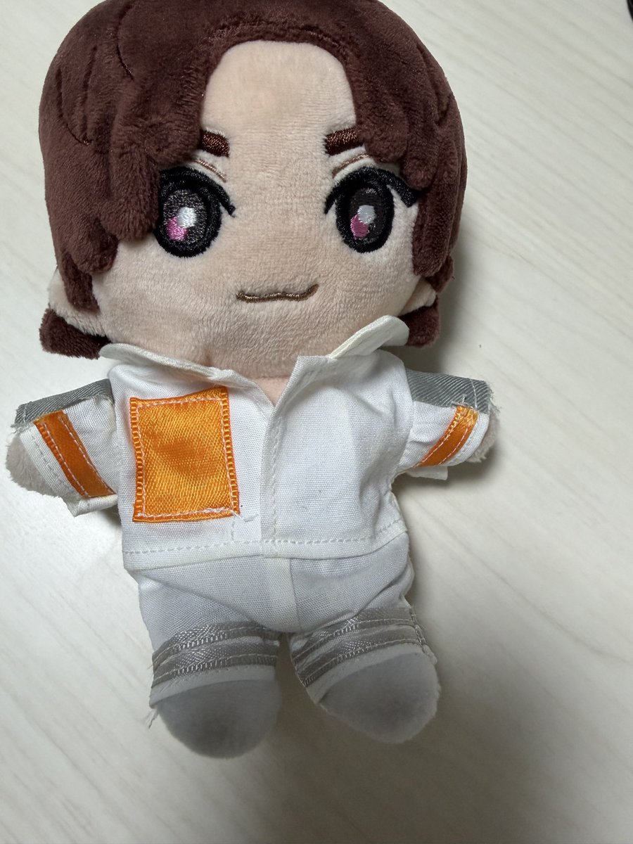 aym_06st's tweet photo. 試作品できたーー🪡
何か足りないと思ったら左胸の名前のところか！そして若干オーバーサイズ気味💦
流れてくる📮のぬいちゃん達みんなジャストサイズだし、ロゴとか入っていてかわいいんだけど🥹改良頑張る💪🏻 https://t.co/7l25mxGZLz