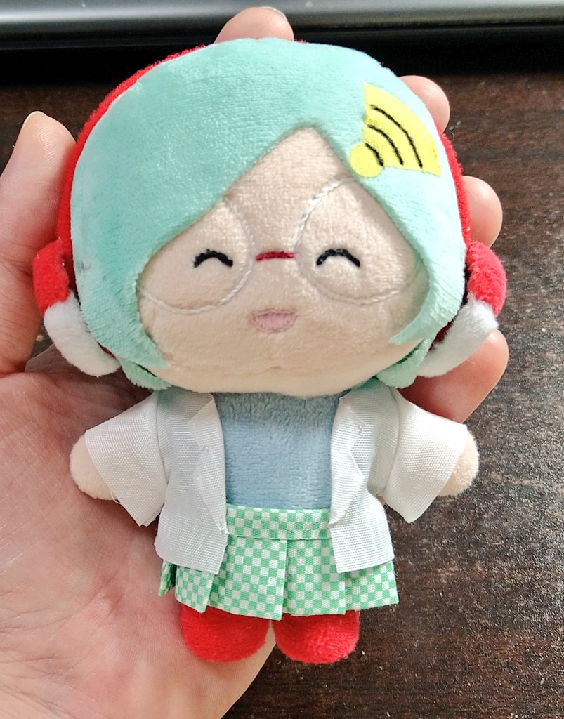 kinoko_enfys's tweet photo. 小学校の裁縫道具、普通に現役で使えるものが揃っているのでとっておくのがよい
ぬい服のみならずぬい本体作りにも大いに役立っています https://t.co/FZLS3rm65A