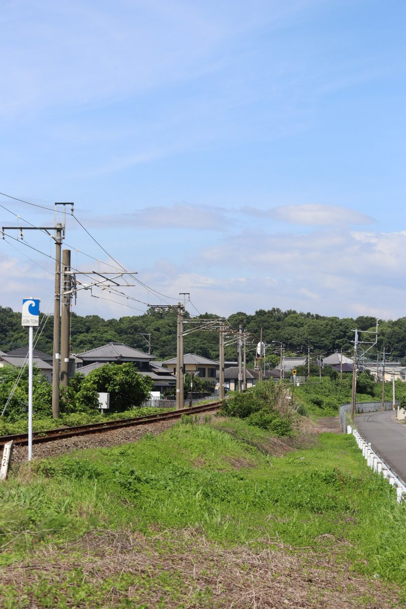 jikko680687's tweet photo. 【今日の787系】🎋2026/7/7(Tue)
5005M特急にちりんシーガイア5号 博多7:31発 宮崎空港行き(宮崎空港13:19着)
787系 BM13編成(本ミフ)
#787系 #BM13 #南福岡車両区 #JR九州 #日豊本線 #大在駅 #坂ノ市駅 https://t.co/0eMDjzK2DM