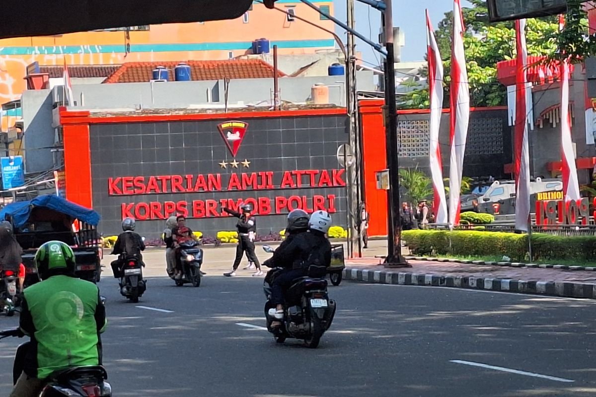 indepenSumatera's tweet photo. OKNUM BRIMOB TNI AL DAN EKS KOPASUS TERCIDUK SELUDUPKAN SABU LIMA MILIAR DI BAKAUHENI

Begini beritanya wak https://t.co/HKwxXBNiYw