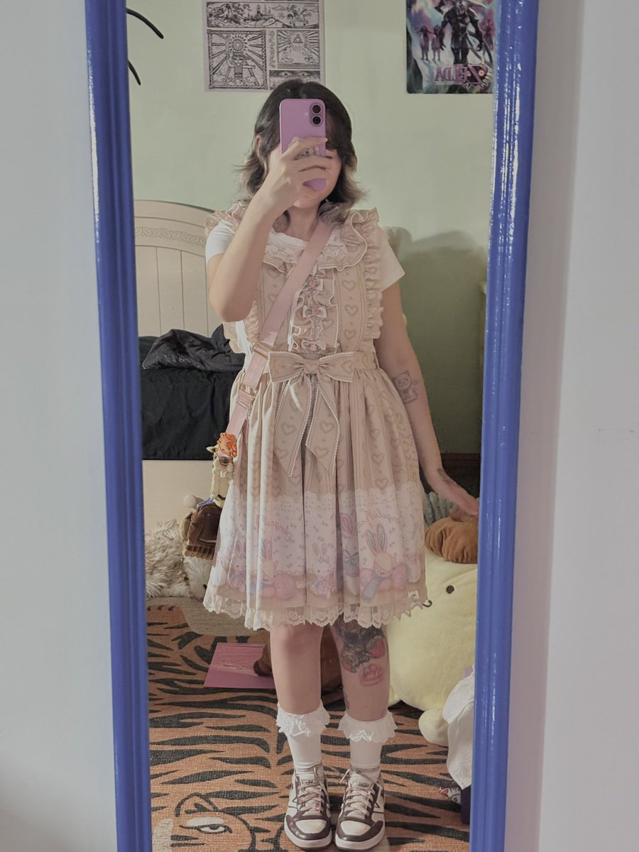 nyansnotded's tweet photo. lolita outfit de campo para salir al pueblo https://t.co/7woJ1iwoDJ