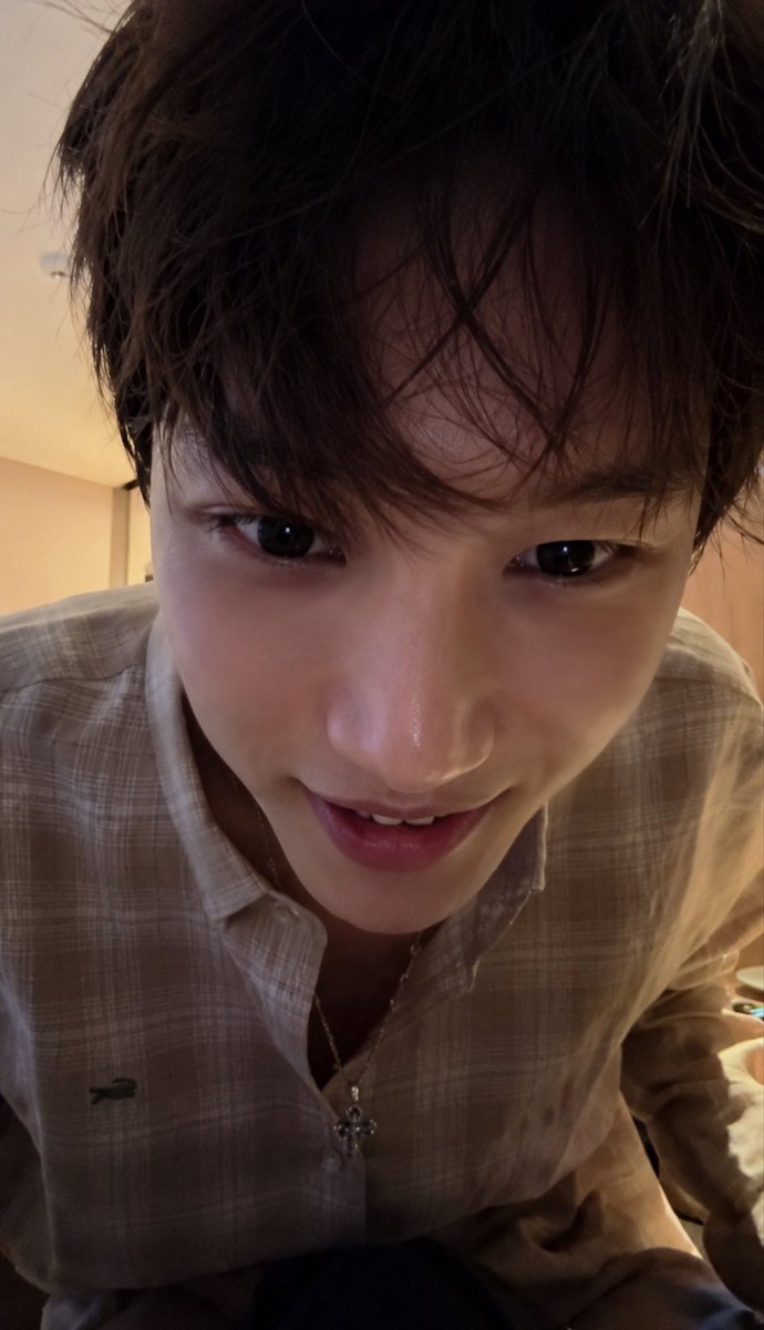 mo_0o0y's tweet photo. 이 사이에 10년 껴있다. 🐻🐾 https://t.co/mLtaQeZKZv
