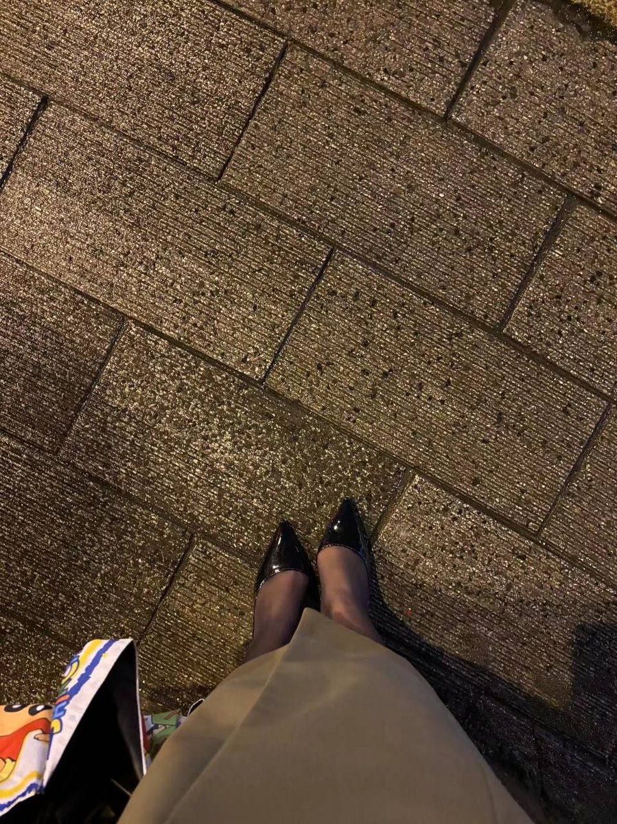 Mehrubonn11's tweet photo. 铜梁区
#重庆
明明早已百无禁忌 偏偏你是一百零一
老师031
截图联系客服：@MovieBudda

（订100抵课费，白嫖勿扰） https://t.co/coPeVSj5jo