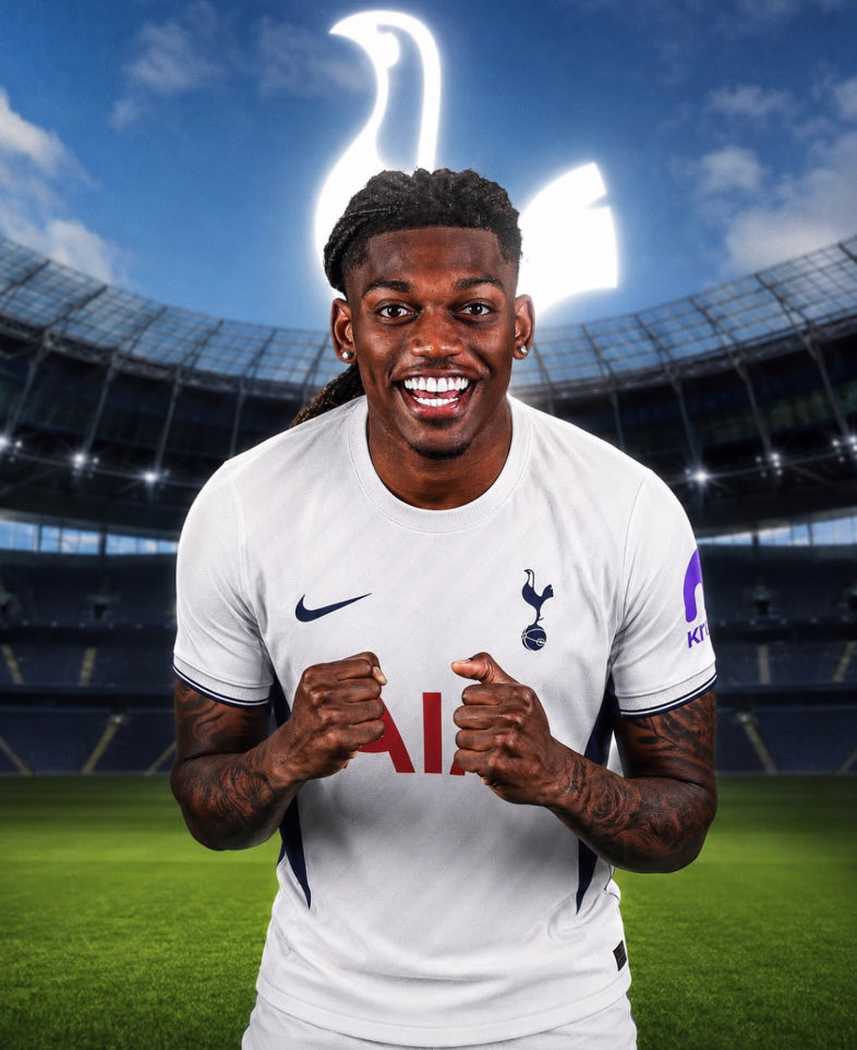 thfc_T_news's tweet photo. 🚨⚪️: Rafael Leão wants to play in the Premier League and #THFC is a welcomed option. 🇵🇹👀👀

- The winger is waiting for an official €60M bid from Tottenham.

- Leao is ready to accept Spurs' offer even without Champions League.

Source: @86_longo https://t.co/gDu1j66GHx