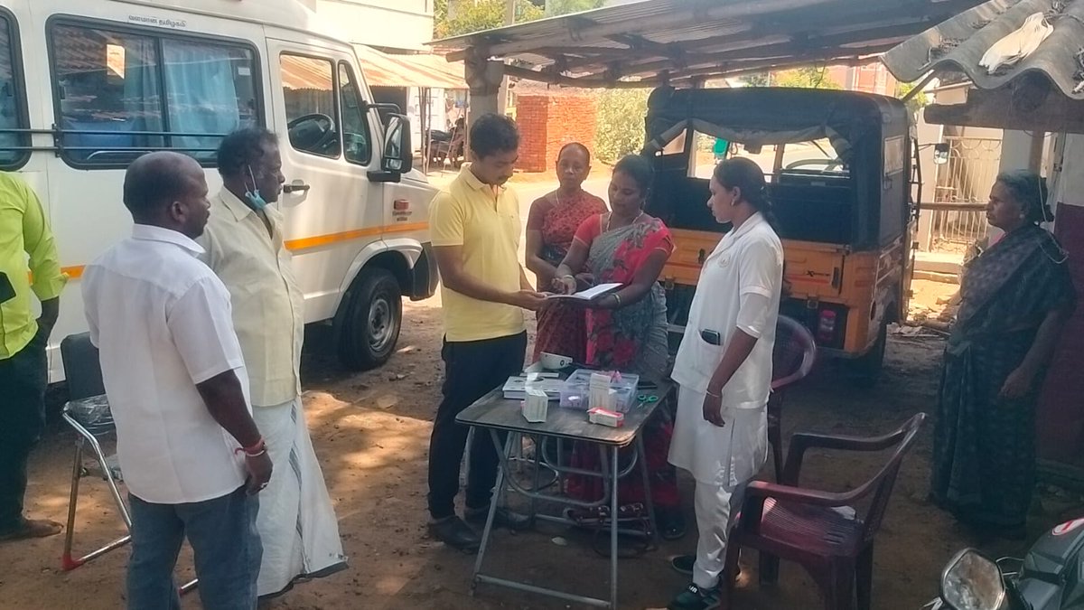Mannai_Chozha's tweet photo. வார்டு -13, மும்மூர்த்தி விநாயகர் கோவில் அருகில் நடைபெற்றுக் கொண்டிருந்த மக்களை தேடி மருத்துவம் முகாமினை ஆய்வு மேற்கொண்ட போது... https://t.co/N0iBHwDYHw
