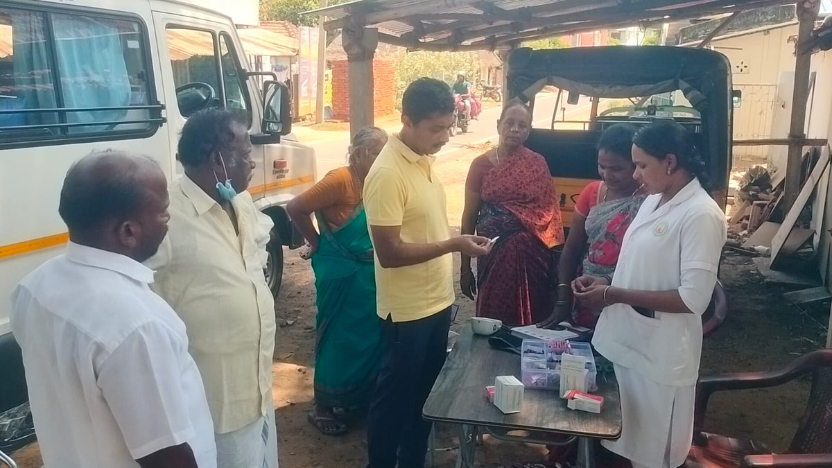Mannai_Chozha's tweet photo. வார்டு -13, மும்மூர்த்தி விநாயகர் கோவில் அருகில் நடைபெற்றுக் கொண்டிருந்த மக்களை தேடி மருத்துவம் முகாமினை ஆய்வு மேற்கொண்ட போது... https://t.co/N0iBHwDYHw