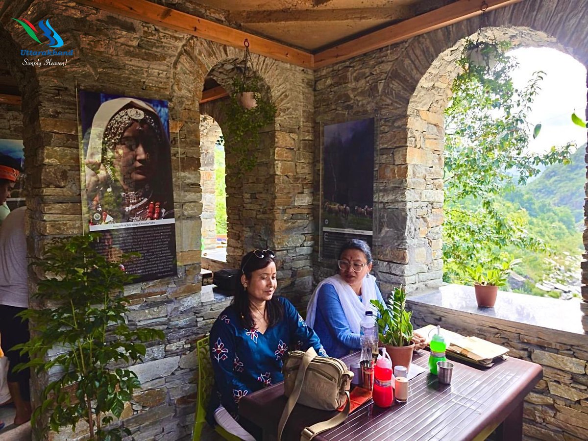 UTDBofficial's tweet photo. A taste of heritage awaits at the historic Jasuli Lala Dharamshala, Khinapani. Restored under the #13Districts13Destinations initiative and managed by a local Self-Help Group, it’s the perfect stop to savour authentic Kumaoni cuisine while celebrating the legacy of Jasuli Lala. https://t.co/fw9ICqEDIM