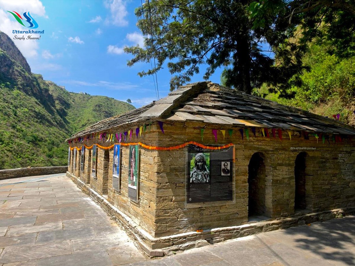 UTDBofficial's tweet photo. A taste of heritage awaits at the historic Jasuli Lala Dharamshala, Khinapani. Restored under the #13Districts13Destinations initiative and managed by a local Self-Help Group, it’s the perfect stop to savour authentic Kumaoni cuisine while celebrating the legacy of Jasuli Lala. https://t.co/fw9ICqEDIM