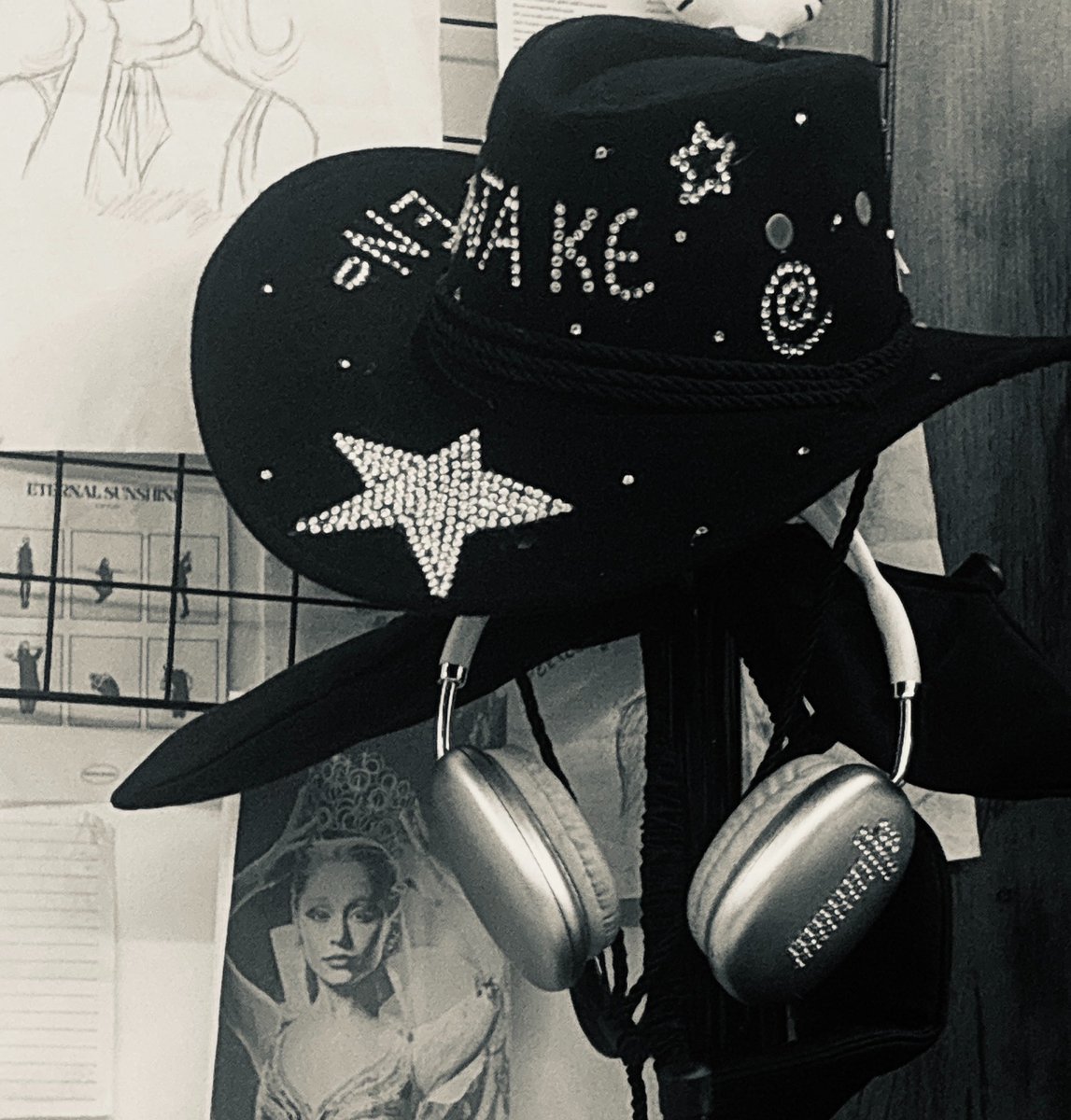 ningninjaz's tweet photo. @gojakeinstant thank uuuu sooo much i’ll keep it safe forever 🥺 https://t.co/ww43SQQKUO