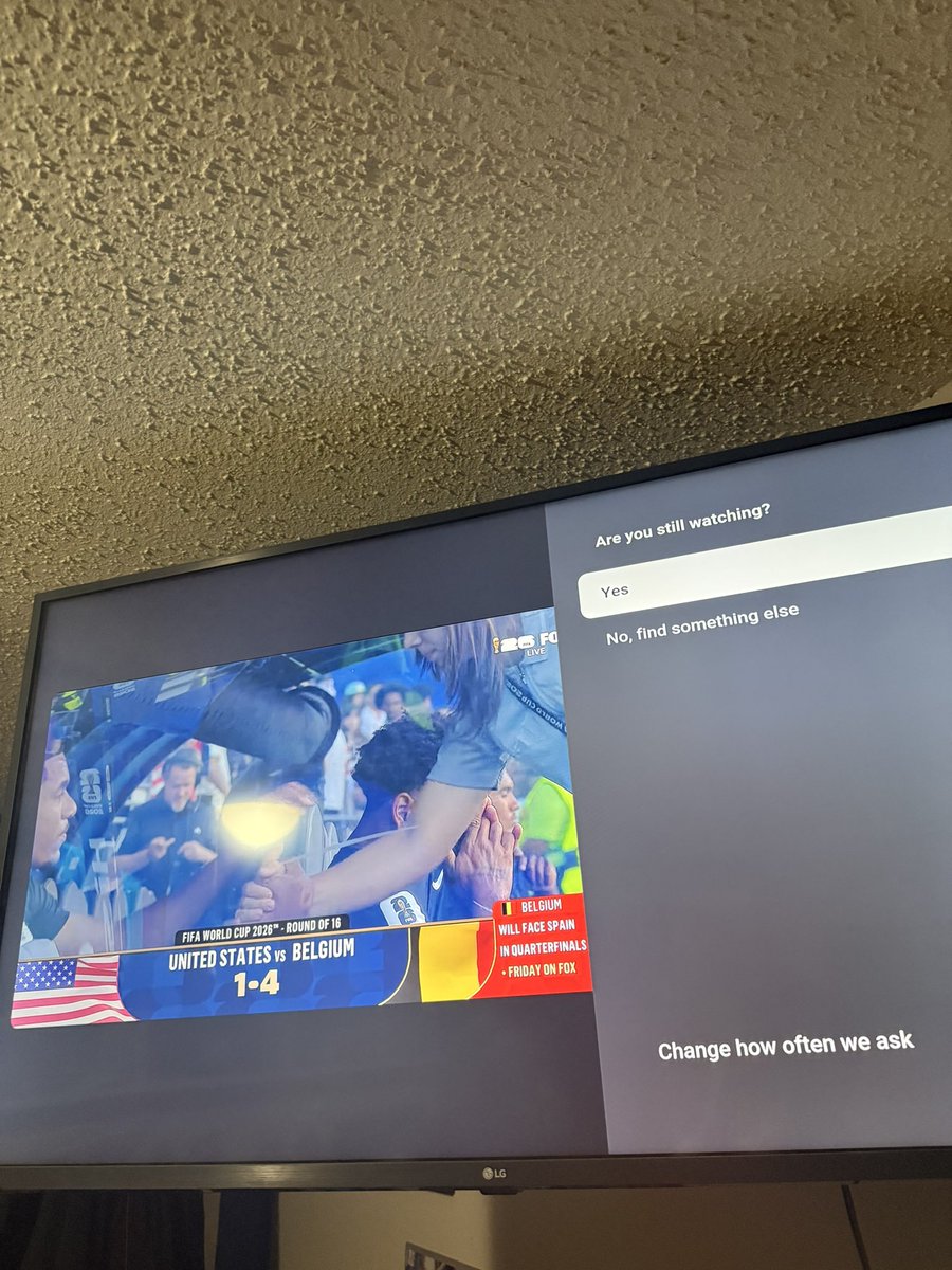 DocLuzPHD's tweet photo. You bet ur ass I want to watch something else https://t.co/IXToQt6K1C