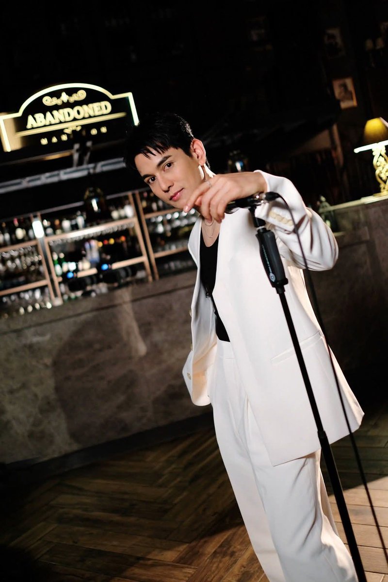 sweetgunnp's tweet photo. หล่อสะอาดตามาเลยยย 😍🩵

Cr.pic. Gun Napat 

#GUNNAPAT 
#กันนภัทร https://t.co/DcPvQmfaqK