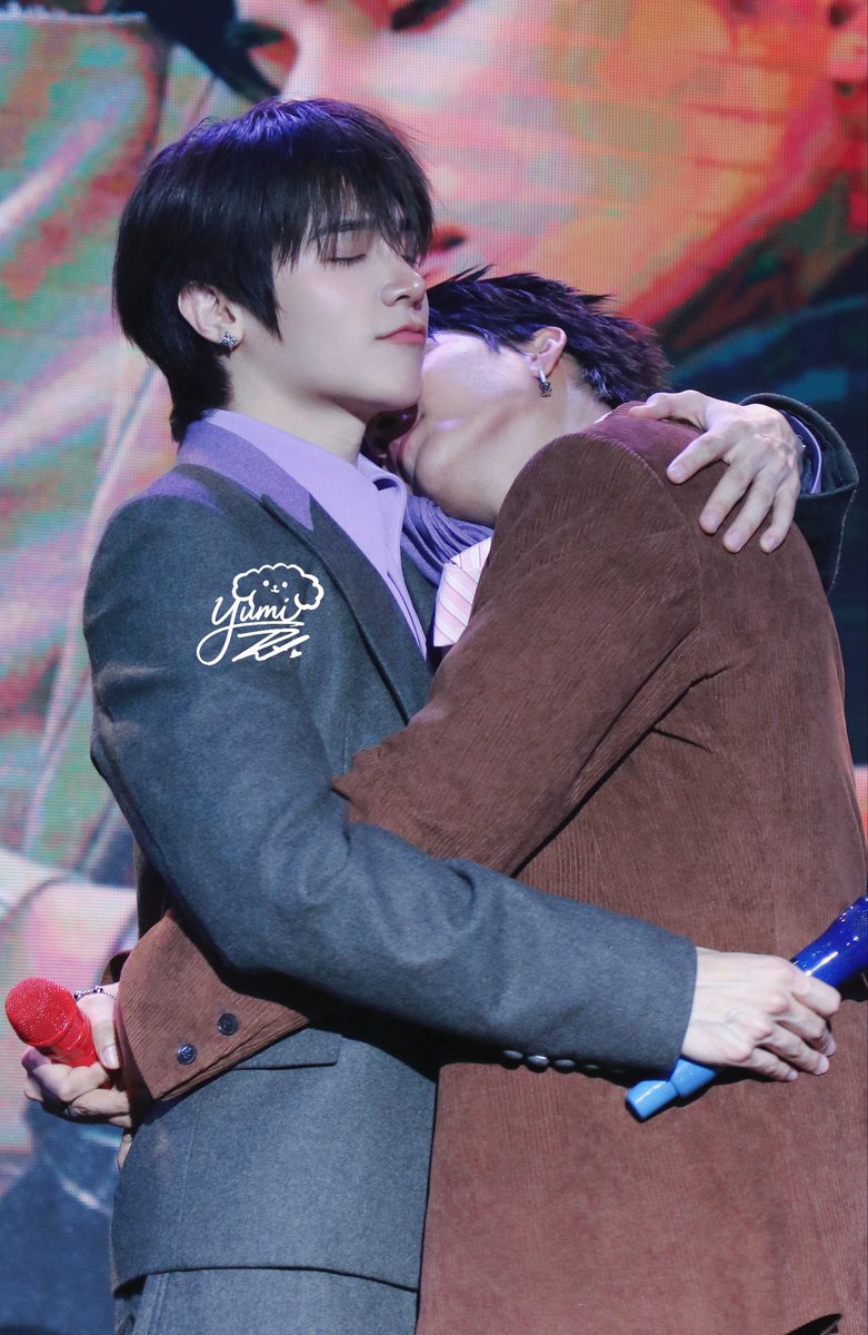 forfort1129's tweet photo. I only want a hug 🤗 🫂

༄@fort_fts ༄ᵔᴥᵔ🧸🐶❤️🖤

FP The Resonance 
#YesterdayFMTaipei2026

#FortFTS #ComeFortZon #BabyFeat https://t.co/K2cFPKpjp9