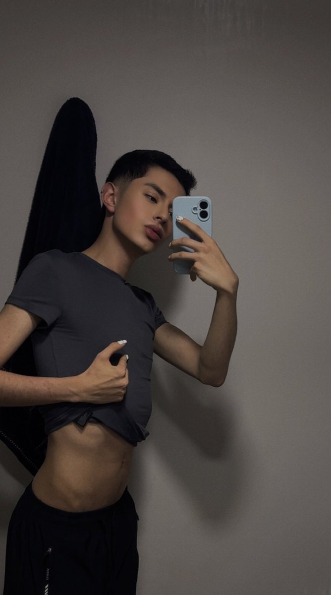 SebitasM_'s tweet photo. 👄 https://t.co/NreS1kC9vf