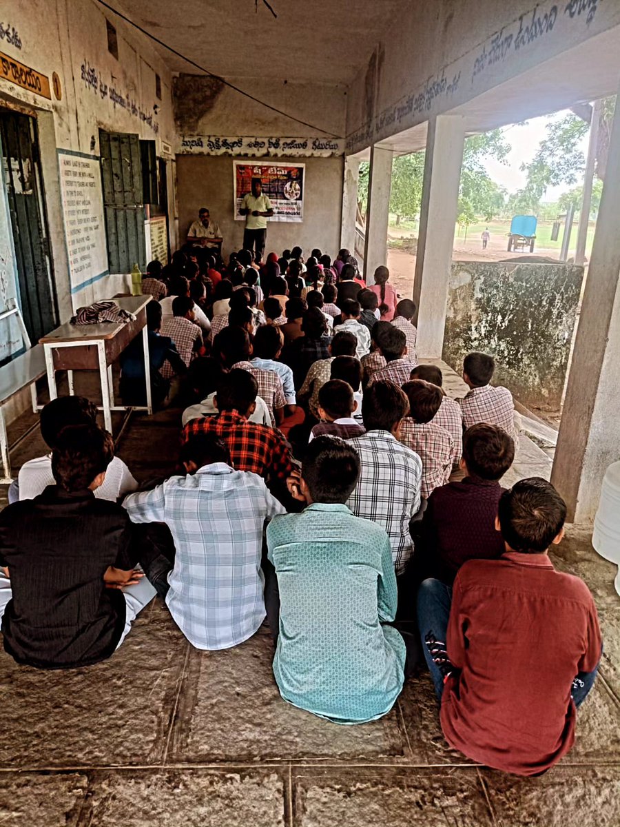 sheteamrgm's tweet photo. On 4.7.2026 Ramagundam commissionerate Peddapelli zone  sheteam Awareness program conducted to the students at ZPHS high school, Thurkala Maddikunta village of Peddapelli Rural PS limits, https://t.co/Qgv36bfhJY