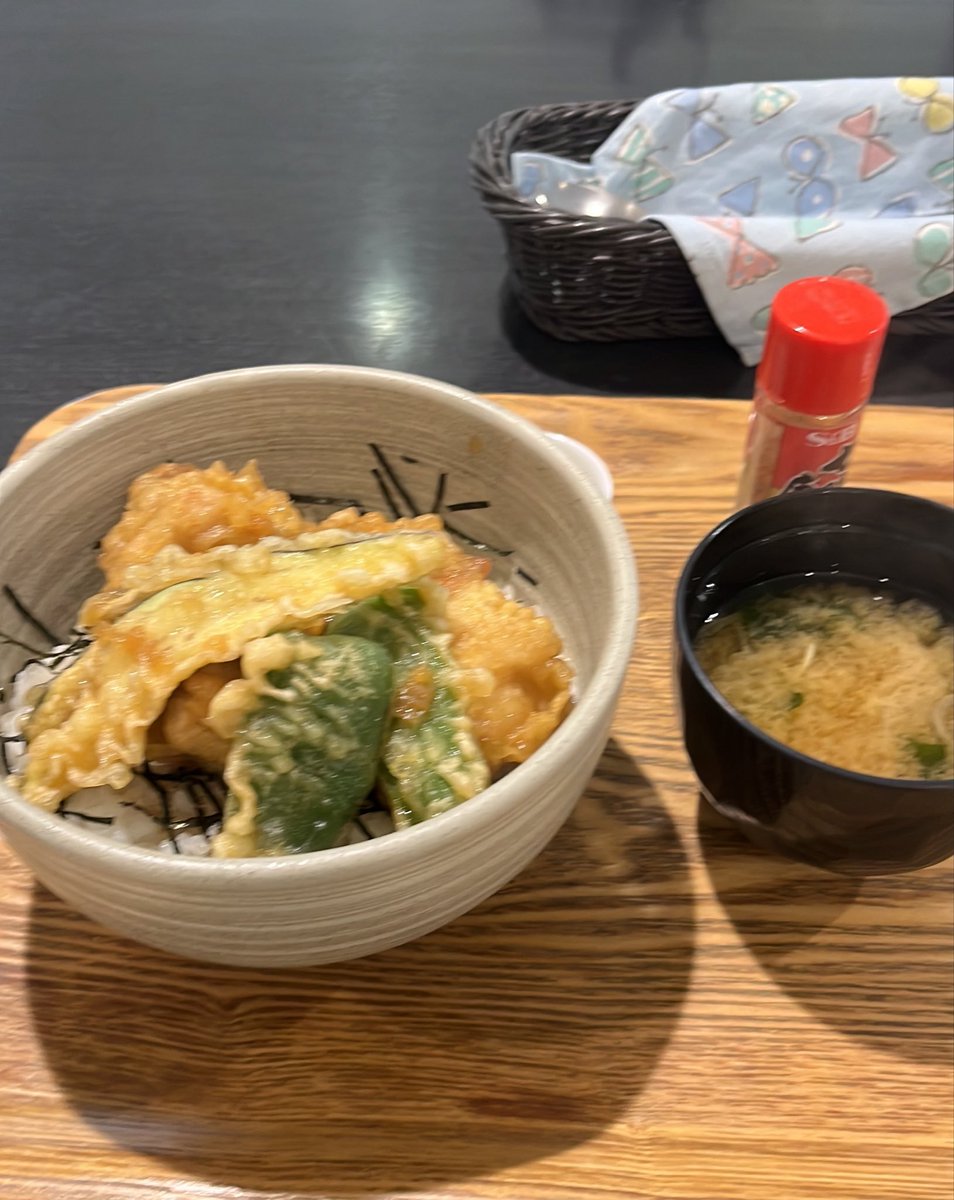 OSSAN_RACING_'s tweet photo. やっとお昼ごはん
いただきます https://t.co/jJuk1nlyBd