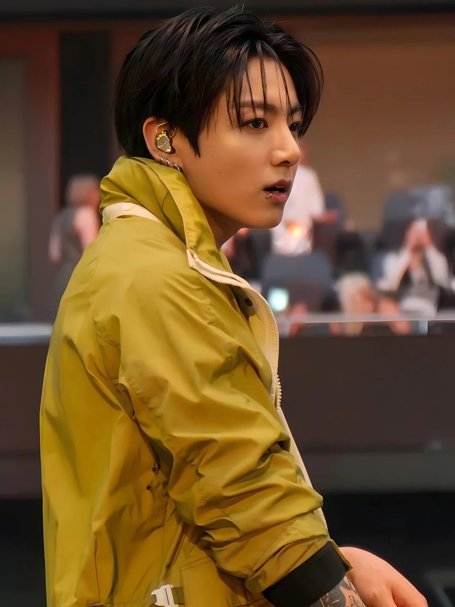 Jungkoo_gukkk97's tweet photo. https://t.co/BmmoYXEQkg