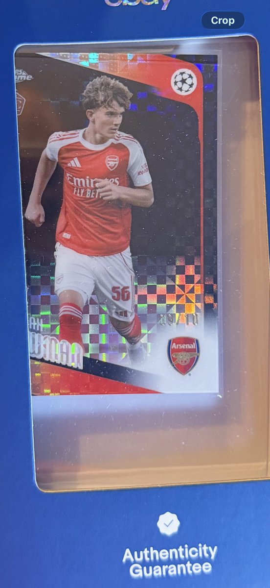VinnDad's tweet photo. @OffDaHook35 @eBay Got a double whammy today not only slid out and edges damaged but a piece of thick wood inside the card saver……. https://t.co/ZtrwFHCfhc