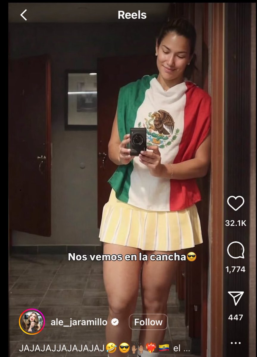 LIANMEN's tweet photo. @Superzafira1 Exactamente. @SRE_mx @SEGOB_mx  deberían abrir una investigación por el uso indebido del lábaro patrio… mira que ponérsela para burlarse de un país es exagerado! 

#Univision #FueraAlejandraJaramillo #Mexico #SelecciónMexicana https://t.co/yIBsdZlfI9