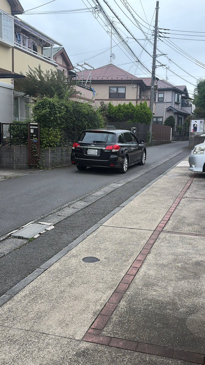 stella_electra's tweet photo. お別れして来ました😭
14年と9ヶ月、ありがとう

#LEGACY
#レガシィ
#BR型
#EJ25
#SUBARU https://t.co/hQhlDQvzpU