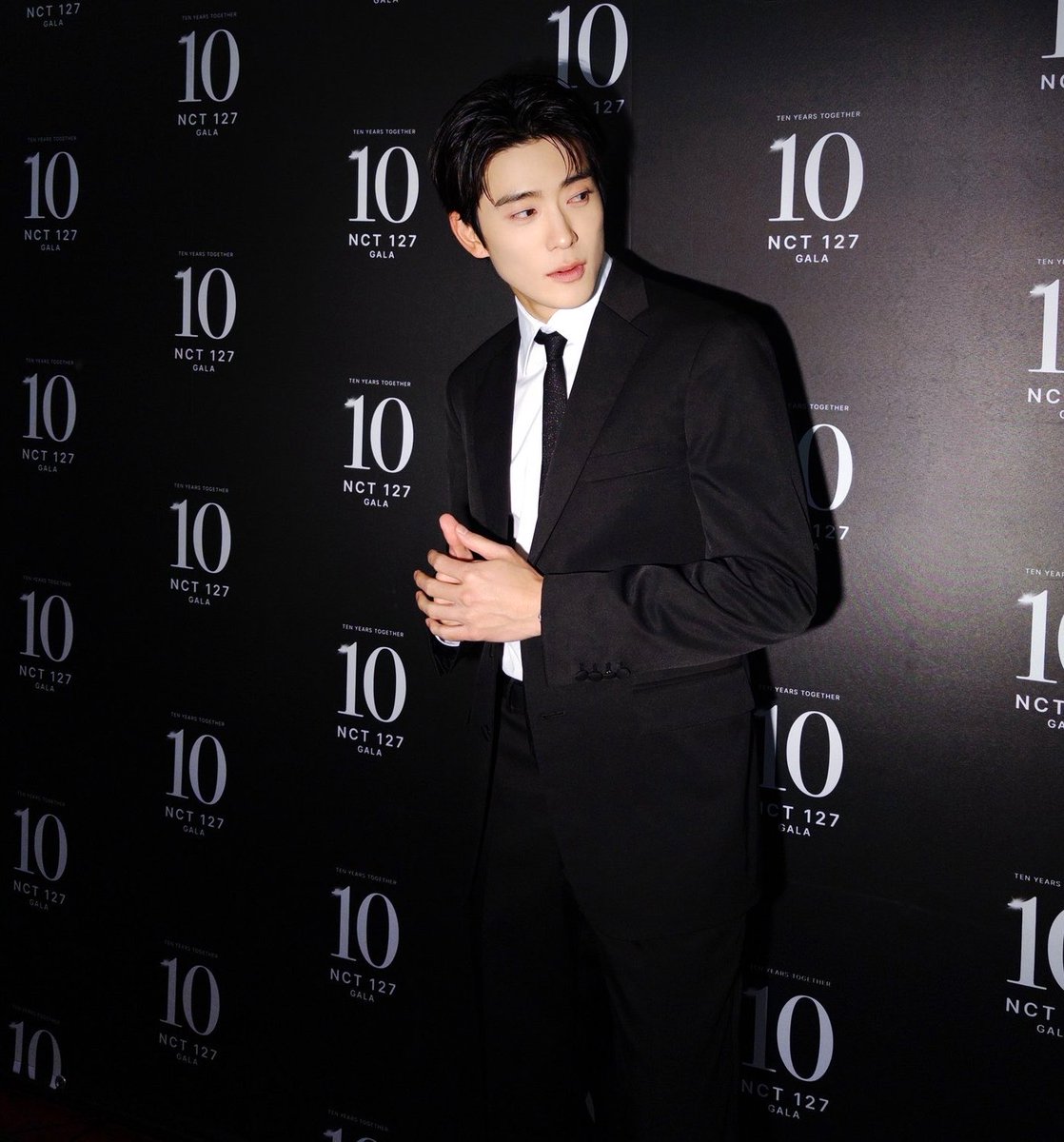 kimmldouii12's tweet photo. : เป็นคนขอหย่าทำไมมาช้า
: เป็นคนขอแต่งทำไมนอกใจ
.
.
.
: โถ่บี๋ ที่เธอเห็นนั้นญาติเค้าเอง เค้าไม่เคยนอกใจบี๋เลยนะ บี๋หายงอนเค้าเถอะ https://t.co/LMOF1Cnium