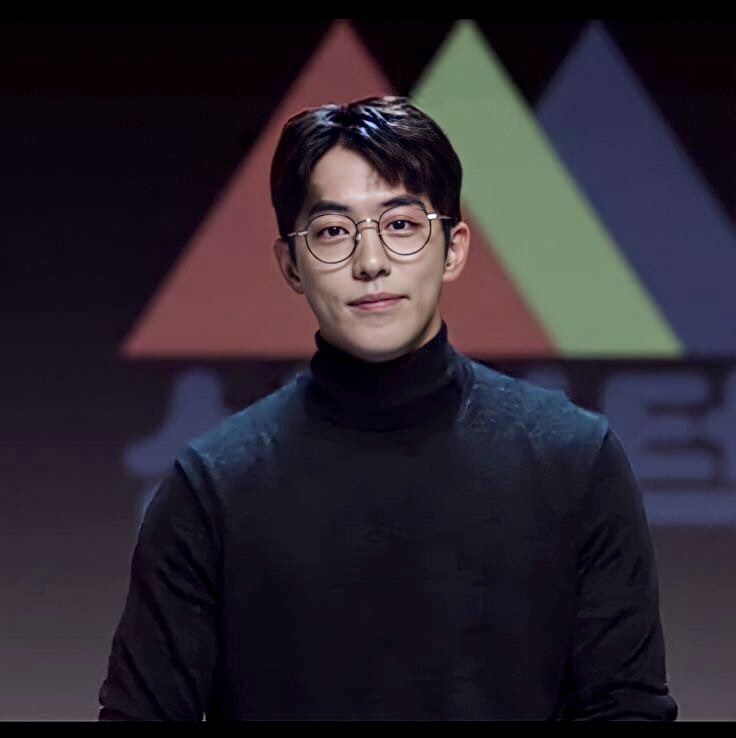 sila_per's tweet photo. OMOOO NAM DOSAN??? is that youuu???
no no, NAM FANSEN ceunah wkwkwk

gara” lihat komenan tiktok jadi kepikiran kalo dia mirip nam dosan😭 https://t.co/gFalS5IKBe