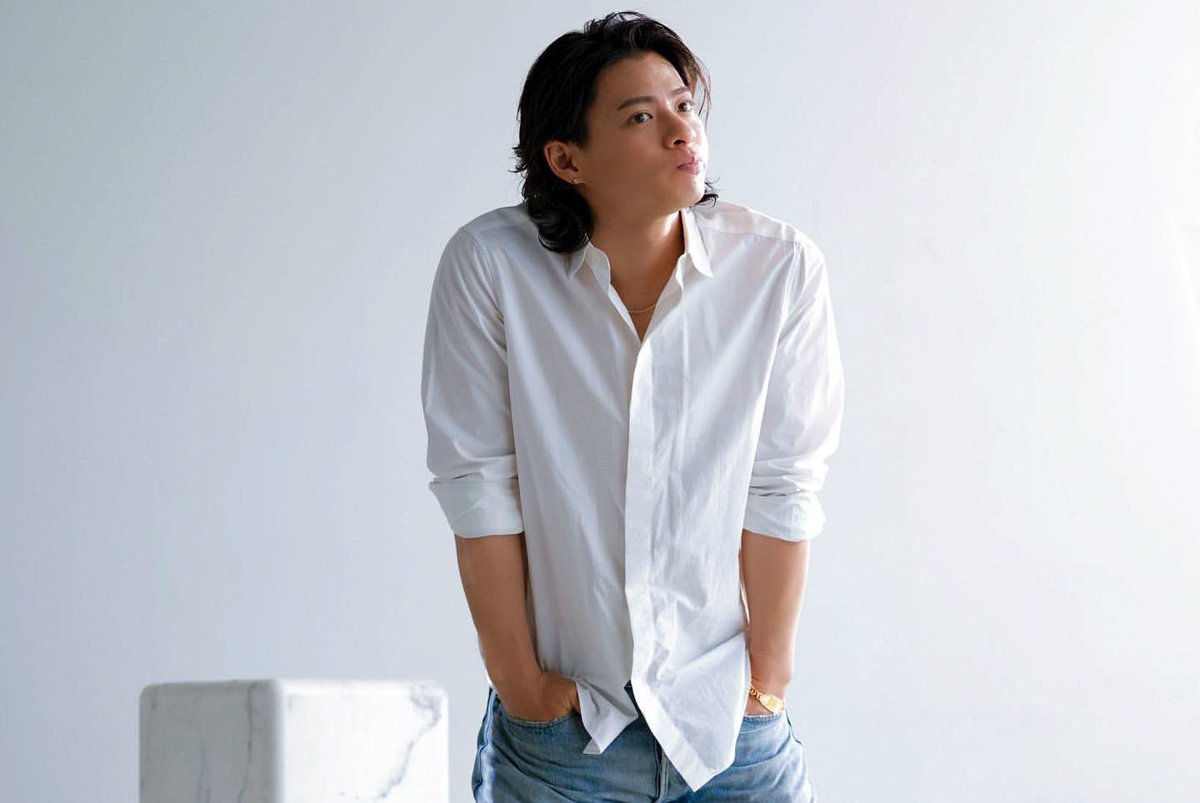 askhjk_i4's tweet photo. 今見返すと随分幼く見えるね！
日々追っかけているとその変化に気づき難いけどこうやって1年毎に回顧できるのも奇跡な事で人生のBUGSだなて思ったり👾
2人はどんな気持ちで今日を過ごすのかな
紫耀さん神くん3周年おめでとう🎈🎋💐

#じぐひらおかえり3周年
#平野紫耀 #神宮寺勇太 https://t.co/kvjUm6dioB