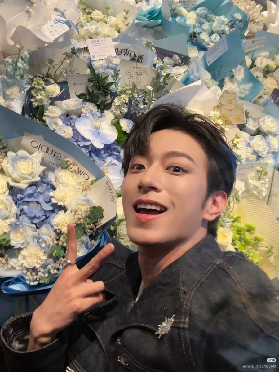 Lalaliaa145726's tweet photo. Intinya 🩵🩵💠💠 tetap gue pake untuk Linlin 

LiPeien 🩵 (warna fandom)
LiQuanlin 💠 Liontin Giok (nama fandom)

🩵🩵🩵🩵🩵🩵💠💠💠💠💠💠 https://t.co/lFDRV6QTrq