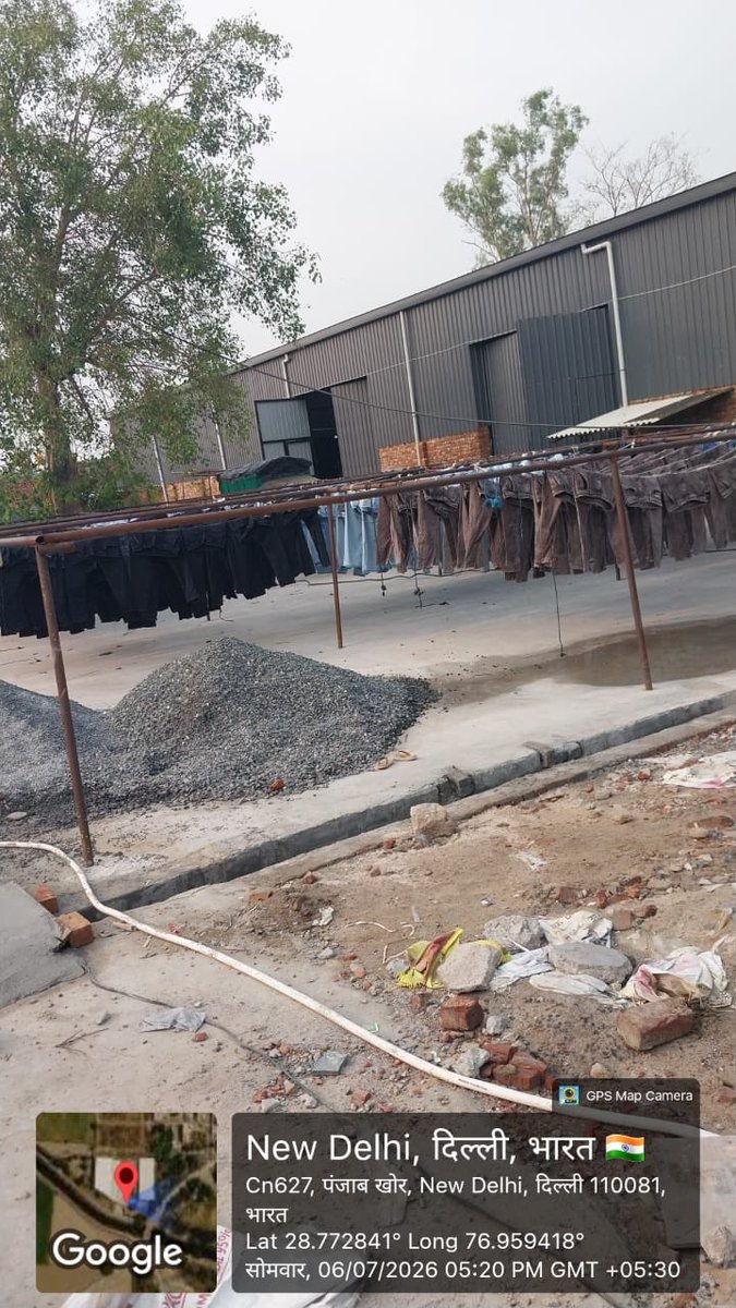 LordYamraaj's tweet photo. Illegal dyeing units operational at Punjab Khor village under CMC Cell  IX (A) and IX (B) of @DPCC_Pollution without obtaining CTE , CTO and HWM and discharging untreated effluent in Mungeshpur Drain causing Yamuna pollution.

LI of concerned @MCD_Delhi area is corrupt and allowing these illegal units to operate and pollute.

It is requested before @HMOIndia @AmitShah @LtGovDelhi @CMODelhi @mssirsa @p_sahibsingh @LokNiwasDelhi @CPCB_OFFICIAL @cleanganganmcg to kindly act .

Details of several polluting dyeing units already shared with @DPCC_Pollution CMC cell IX (A) and IX (B) but no action.

Kindly look into it how does @NDPL has issued 3 phase electricity connections in non confirming area which is a violation in EP act and guidelines by State PCB.

I will provide electricity meter No
Also.

Please act to save Yamuna from getting polluted.