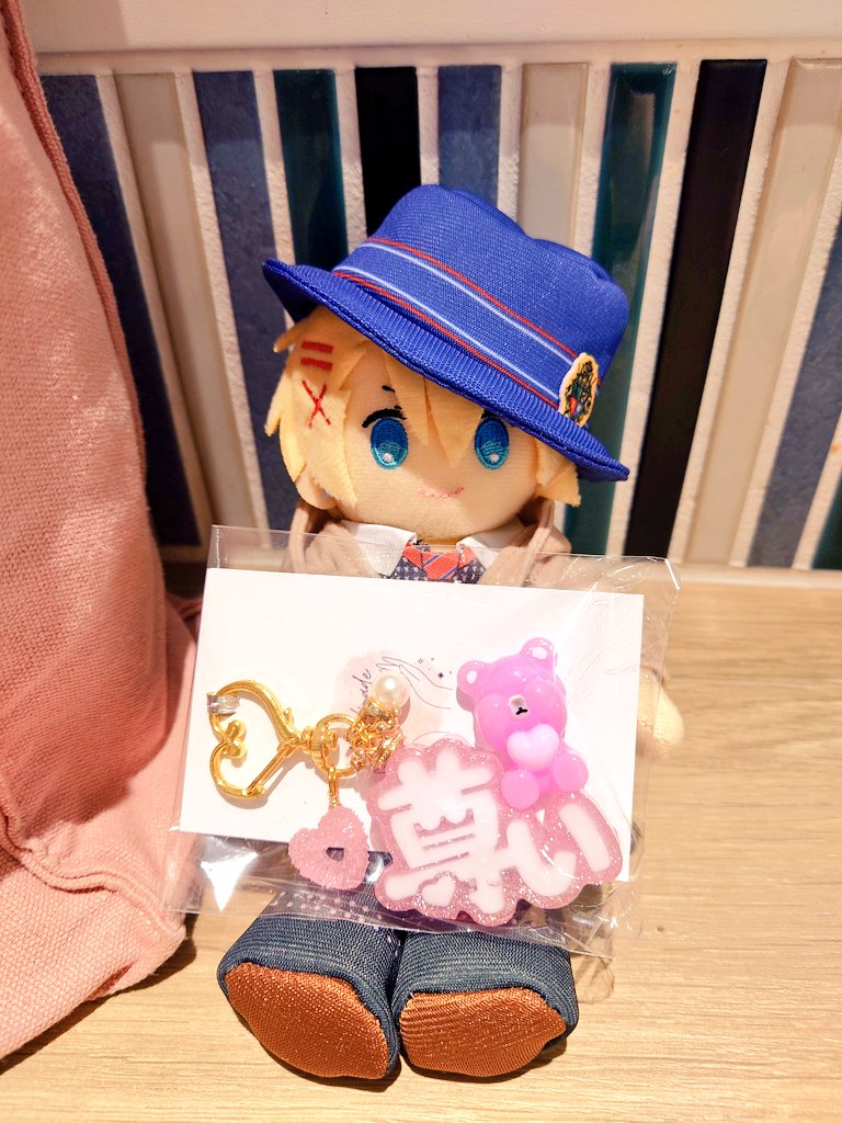 Kiejiro's tweet photo. 遅くなりましたが💦
オープン初日にお邪魔してきました！
撮影スペースや、様々な作家さんの商品を目で確認できる場所は北陸に少ないので嬉しいです♪
お気に入りの品、しっかり使ってたいます！

また行きたい〜！

@PicoaLab https://t.co/CwhqfSXA0D