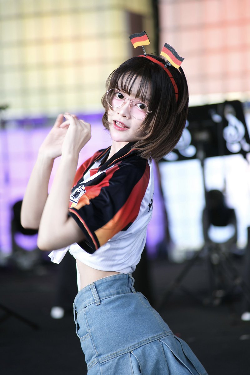 Freyamyujikk's tweet photo. 今日のコーデ、どうかな？にっこり笑顔をお届け🧁(˶˃ ᵕ ˂˶) ♡ .ᐟ.ᐟ #FreyaMyujikkuMajo #MyujikkuMajoTrainee #MyujikkuMajo #ミュージック魔女 #idol https://t.co/VroTY4P3A4