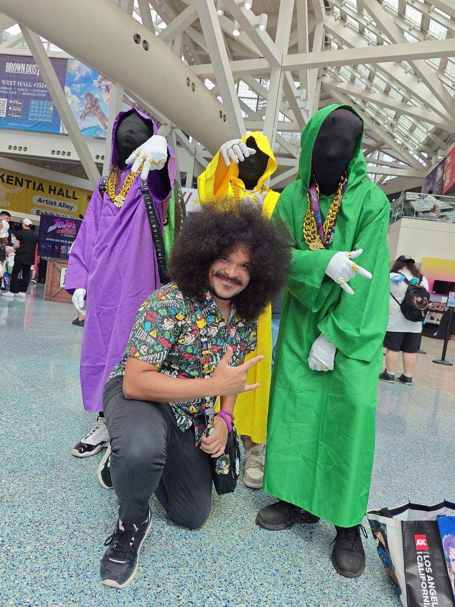 _SrPelo_'s tweet photo. It was so nice going to AX! I hope I can have gifts next year!! https://t.co/YBgDTZQAVR