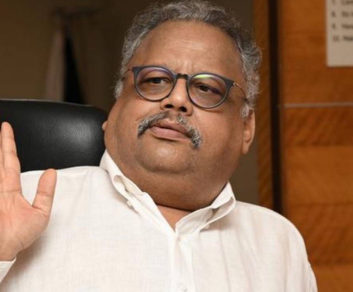 F_Compounders's tweet photo. “You know, a balance-sheet is like a bikini, it shows more but it hides what is vital. I learnt to read a balance sheet and then I got fascinated by stocks.”

-Rakesh Jhunjhunwala https://t.co/OehboARBJR
