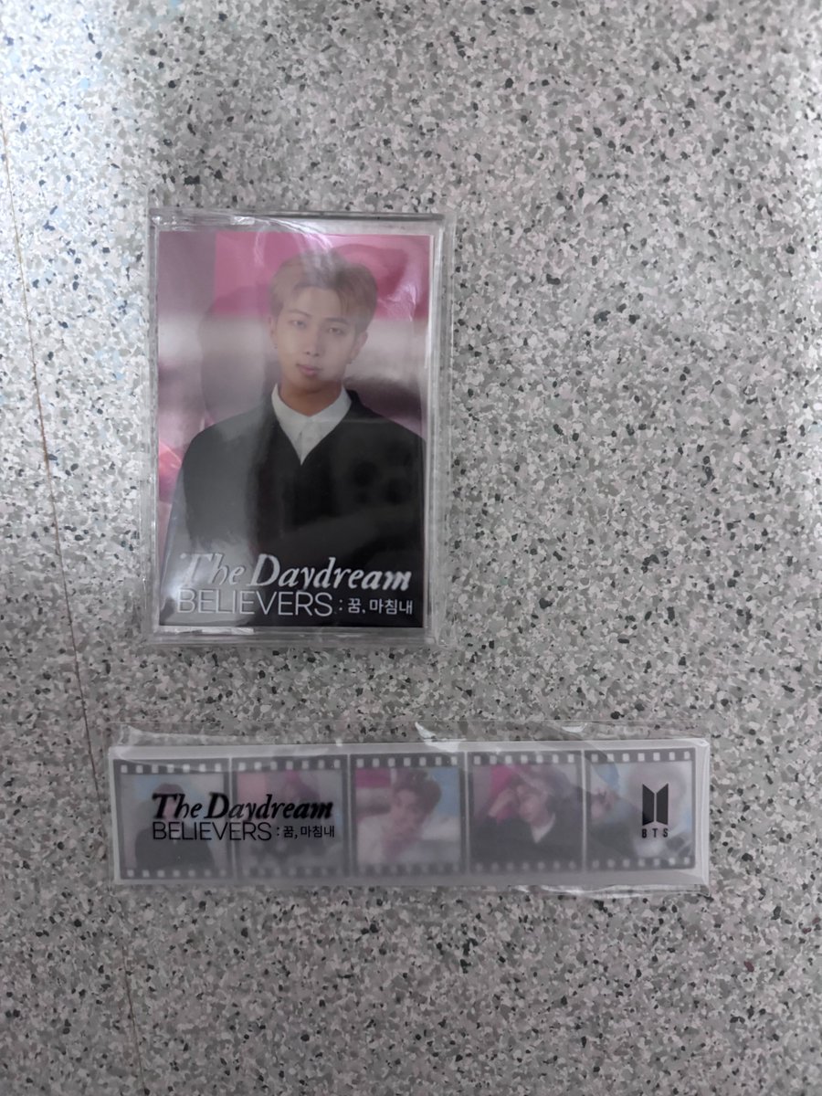 goods_rhfo's tweet photo. 하이브 인사이트 부산콘 미개봉 양도
포토카드 0.9
필름포토 0.9
입장포토티켓 남준 2.0 / 태형 4.0
인화사진 0.9
부산 옛투컴 인스턴트 포카 1.8

배송비 별도 일괄 택포

Wts hybe insight bts unopened poca flim photo 방탄소년단 석진 윤기 호석 지민 뷔 정국 jin suga jhope jimin jk rm v 방탄 https://t.co/OSqwfPxomJ