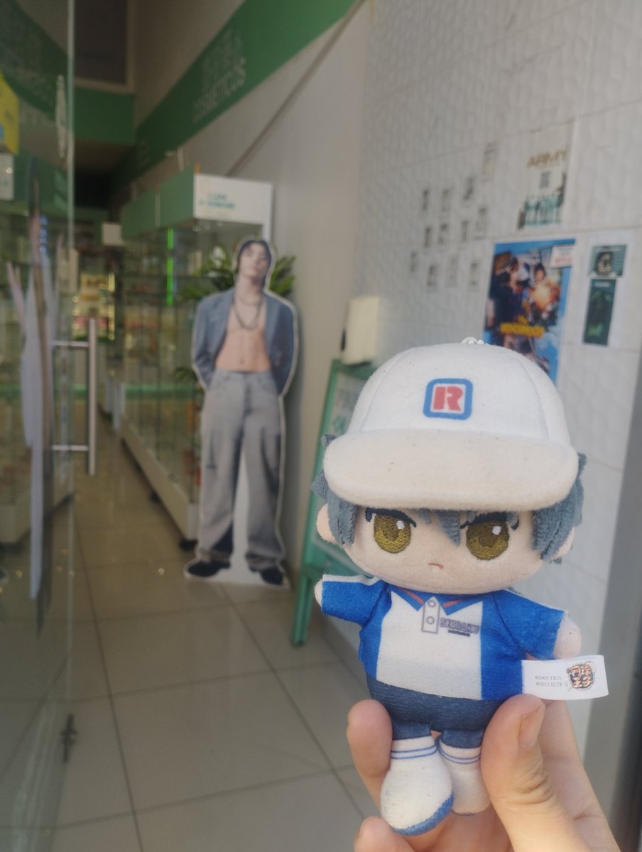 ladafisa's tweet photo. Ryomita buscando su experiencia K-Drama 😅💕 https://t.co/kuStoivZUp