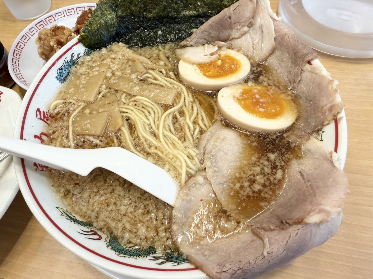 ichiko_ikb's tweet photo. ●魁力屋（かいりきや）池袋西口店

ひとまず大きな括りでの全4種類のラーメンは食べました✨ https://t.co/0G4oDzHOJJ