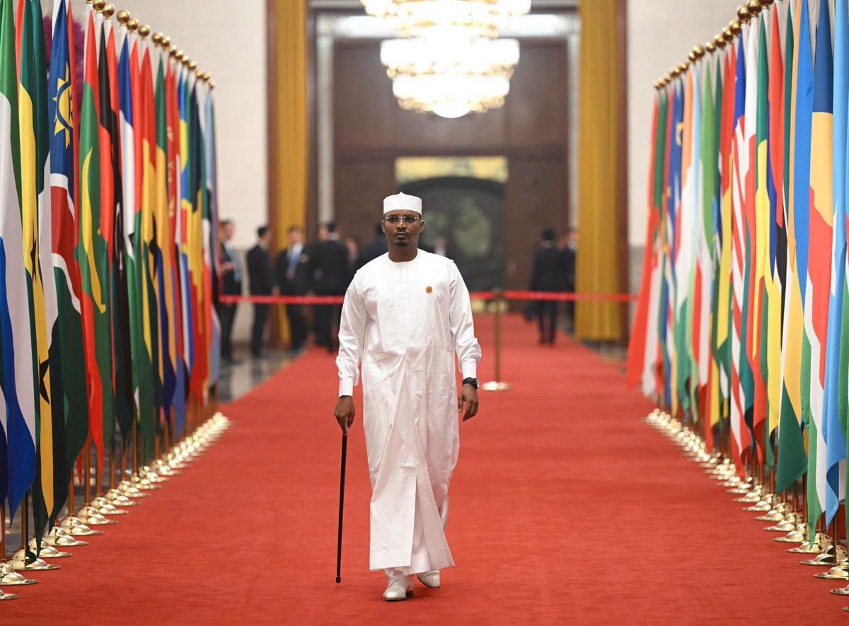 bashir_idr43354's tweet photo. Sous le leadership du Président, le Maréchal Mahamat Idriss Déby Itno, le Tchad s'affirme comme un acteur diplomatique majeur. Accueillir les leaders africains pour débattre de l'eau et du climat, c'est renforcer la solidarité pour une Afrique plus résiliente et prospère.  #Tchad https://t.co/2O9zTb8NX3